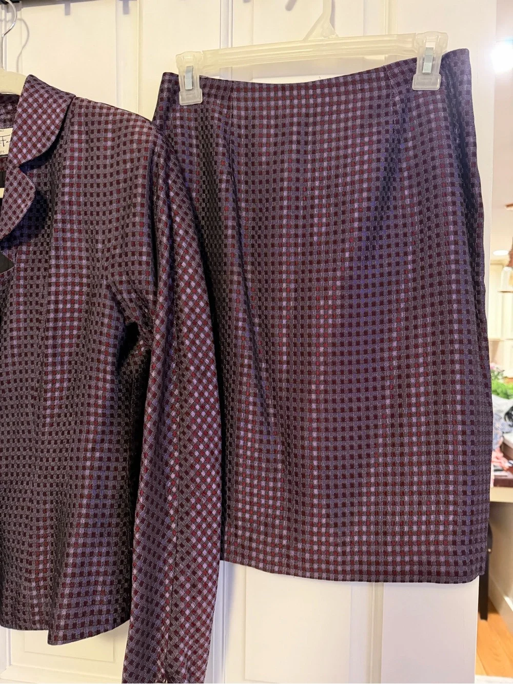 Vintage Mary McFadden Studio Purple Burgundy Skirt Suit Set‎ Size 4